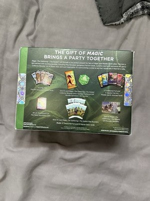 Magic the Gathering Hobbit Gift Bundle SEALED