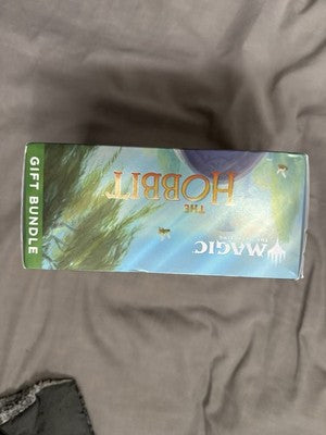 Magic the Gathering Hobbit Gift Bundle SEALED